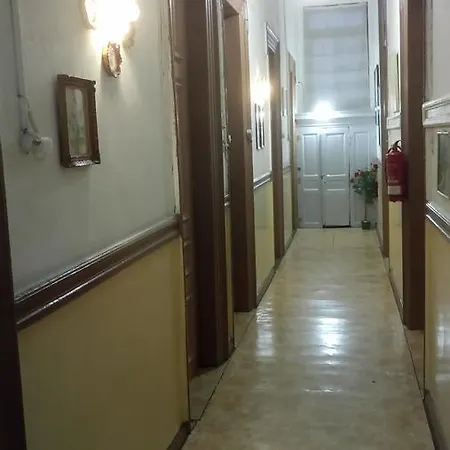 Sparti Hotel El Pireo